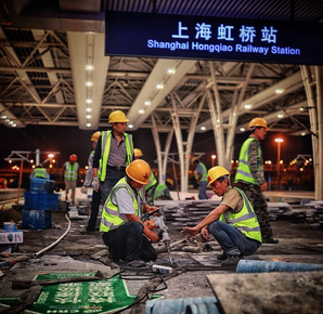 迎接進(jìn)博會，虹橋火車站站容大“升級”