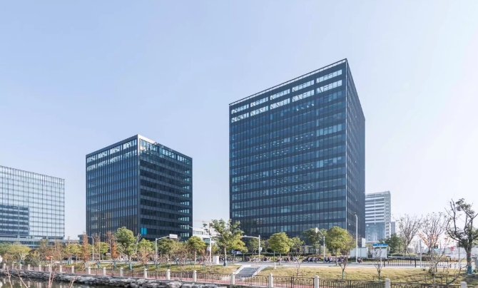 上海虹橋中建錦繡天地：匠心筑造，城市生活新典范！