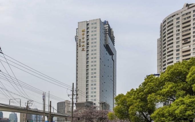 上海明申中心大廈周邊配套完善，生活辦公兩不誤