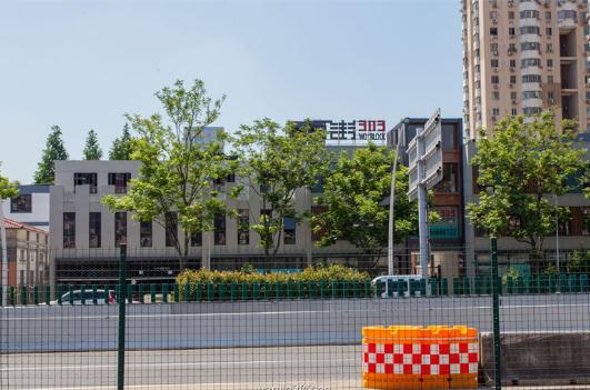 上海萬街303：高性價比辦公空間，租金親民