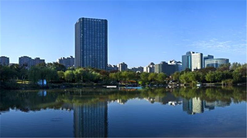 上海古北財富中心：高效電梯系統(tǒng)，提升辦公出行效率