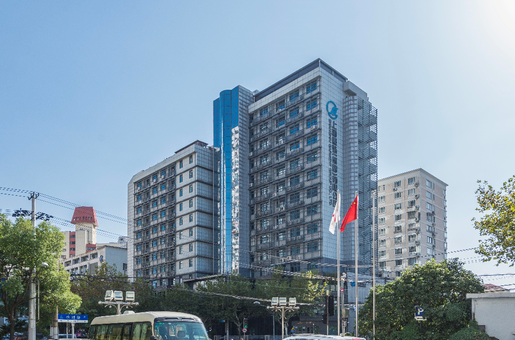 上海上服商廈：現(xiàn)代化商務(wù)樓宇，滿足多樣需求