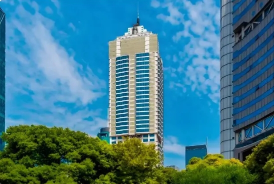 上海靜安區(qū)南京西路寫字樓招商，4-5元/平，搶駐商務(wù)核心！